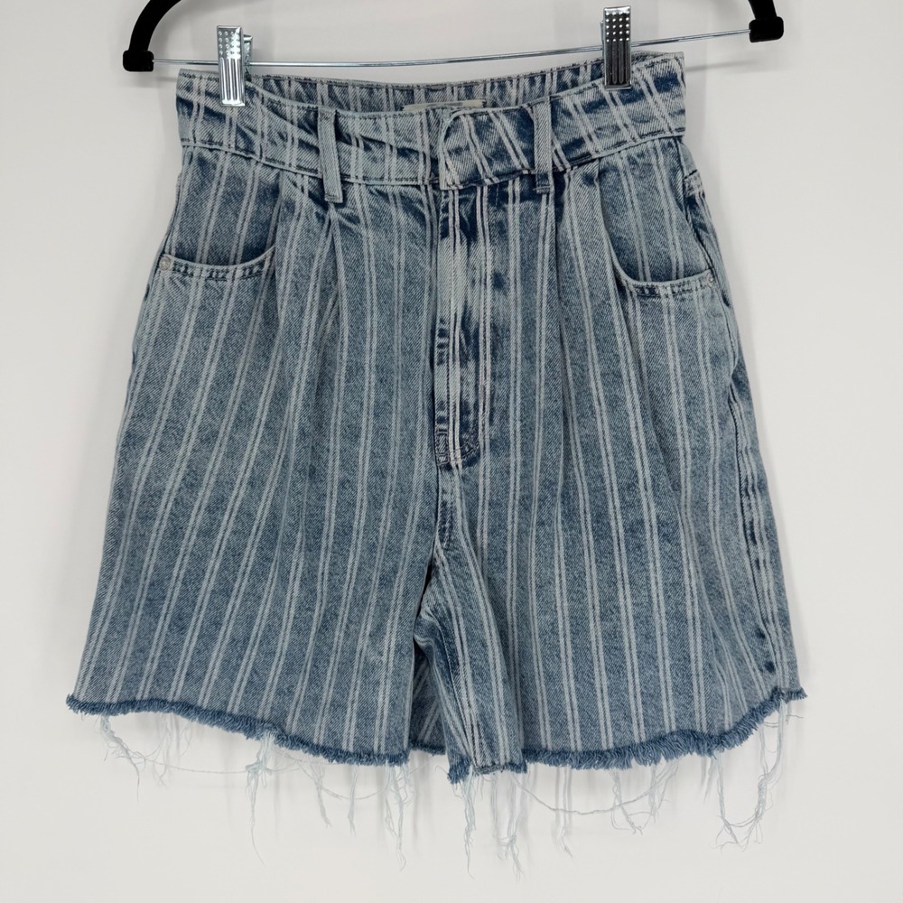FREE PEOPLE DOGTOWN STRIPED DENIM SHORTS 27 COASTAL GRANDMA FESTIVAL BOHO INDIE